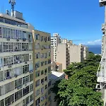 Lindo Apartamento De Alto Padrao A Duas Quadras Da Praia De Copacabana